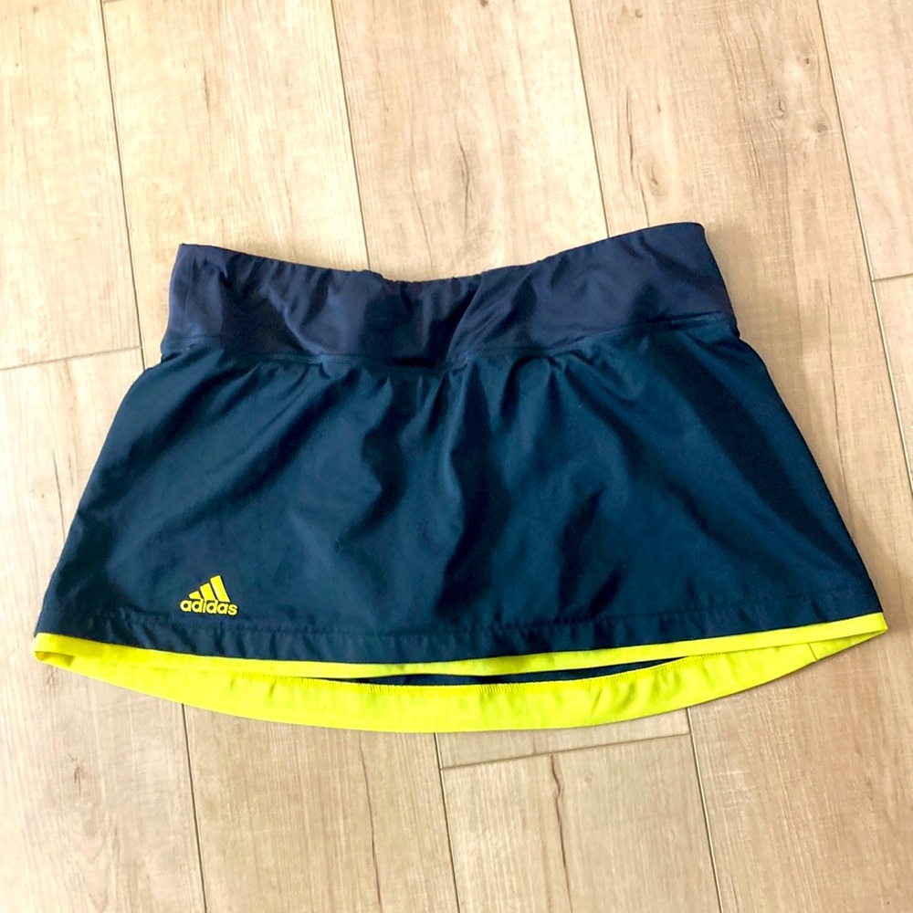 Adidas tennis skirt black and yellow black and yellow black and yellow!